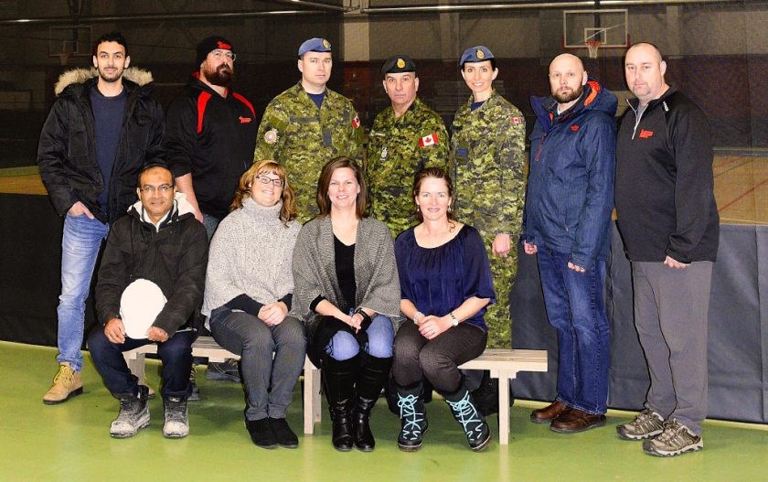 New, improved Field House open for fitness! Le nouveau complexe sportif ...